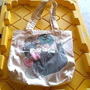 Cat yarn tote bag